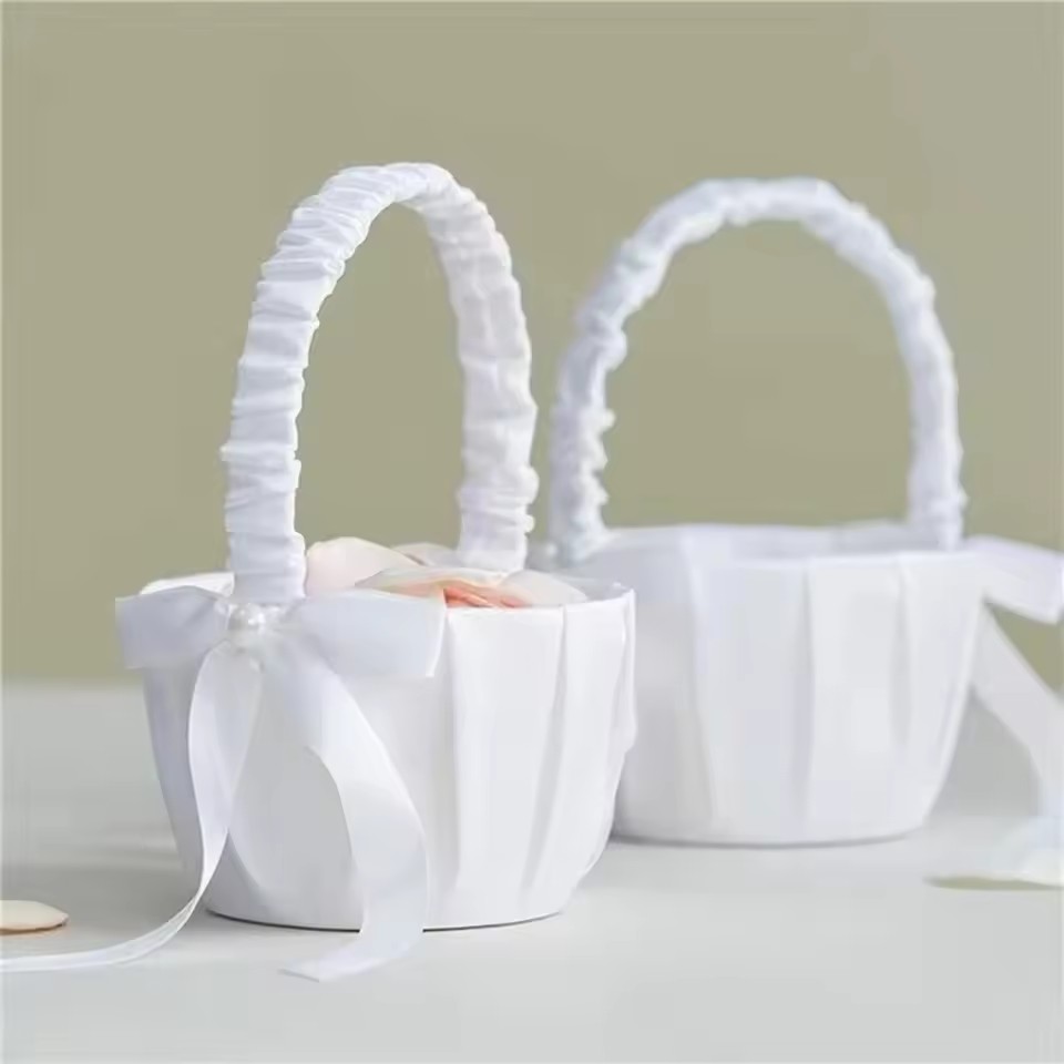 Cesta de Flores Branca de Ceti - Gardening Tools Girls avaliação e preço